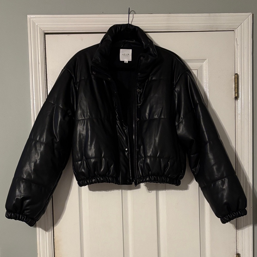 Le Lis Glossy Black Puffer Jacket